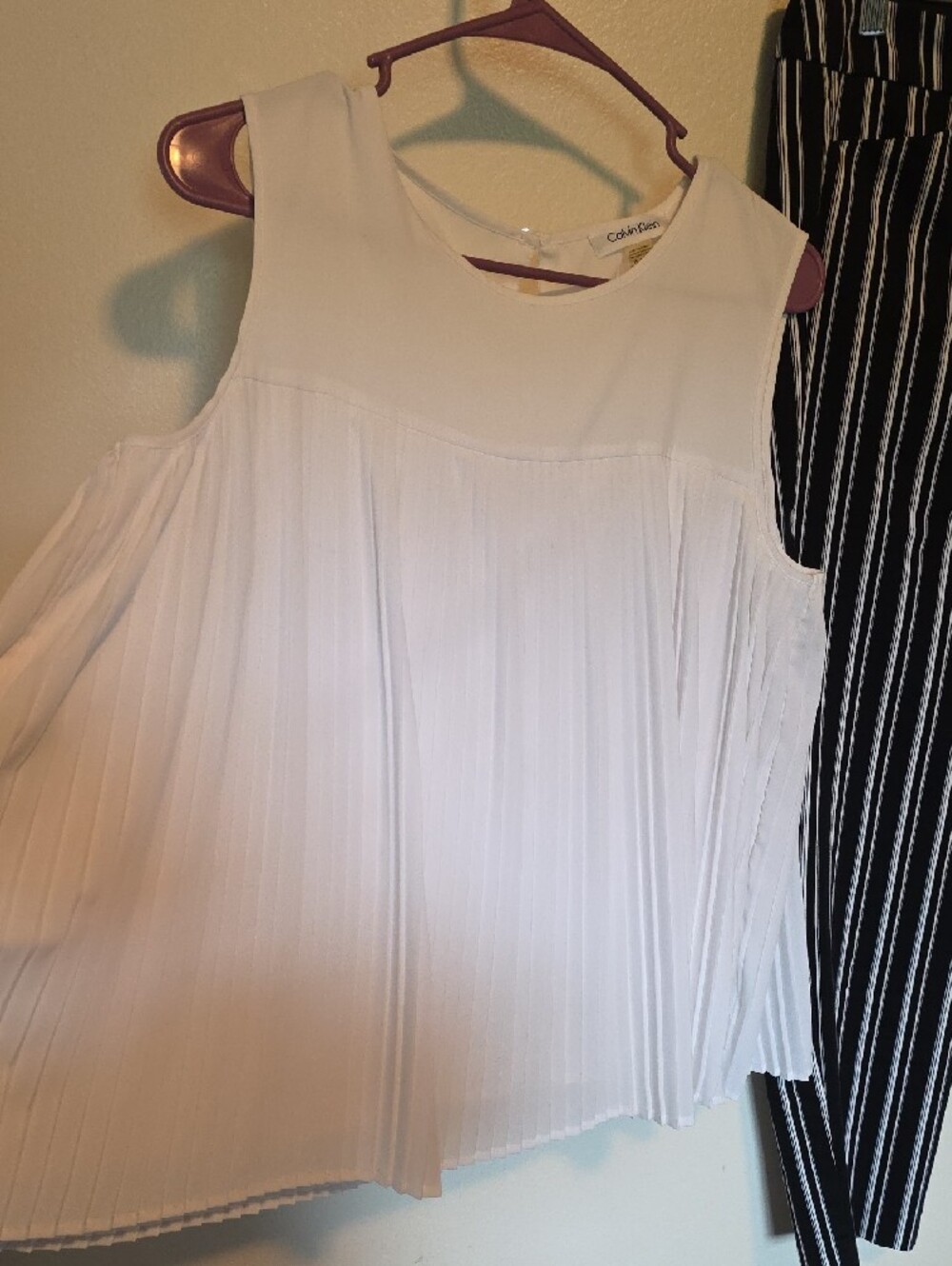 Chalet White Pleated Sleeveless Top with Black & White Striped Skinny Pants Set - Picture 2 of 9